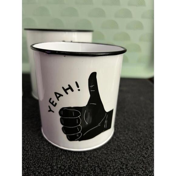 collectible tins containers - Picture 4 of 9